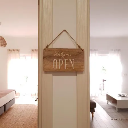 The Terrace House - Gremio Apartment *