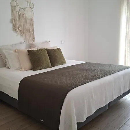 The Terrace House - Gremio Apartment